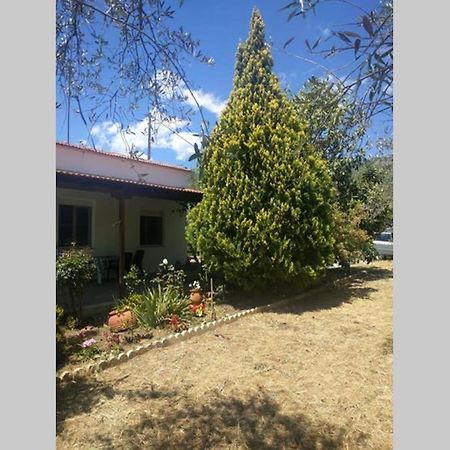 Irinis Cottage Kala Nera Exterior photo