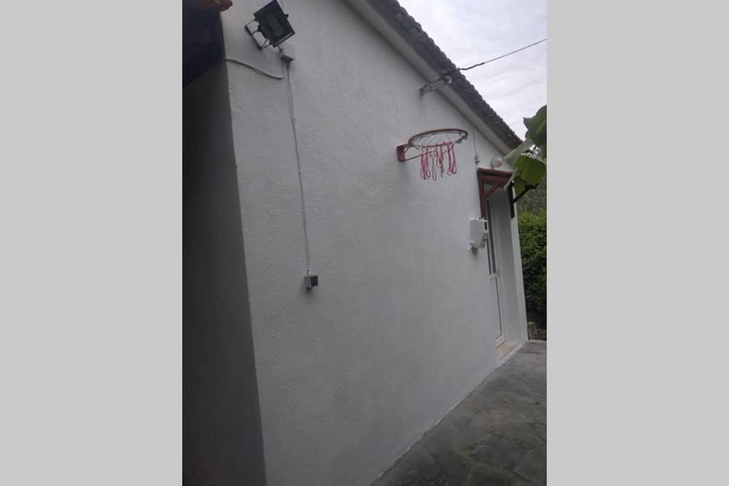 Irinis Cottage Kala Nera Exterior photo